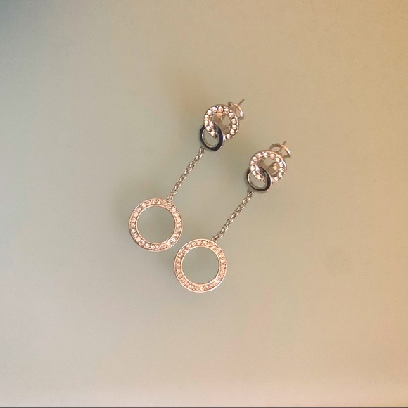 Dangling Circular Earring - Picture 1 of 4